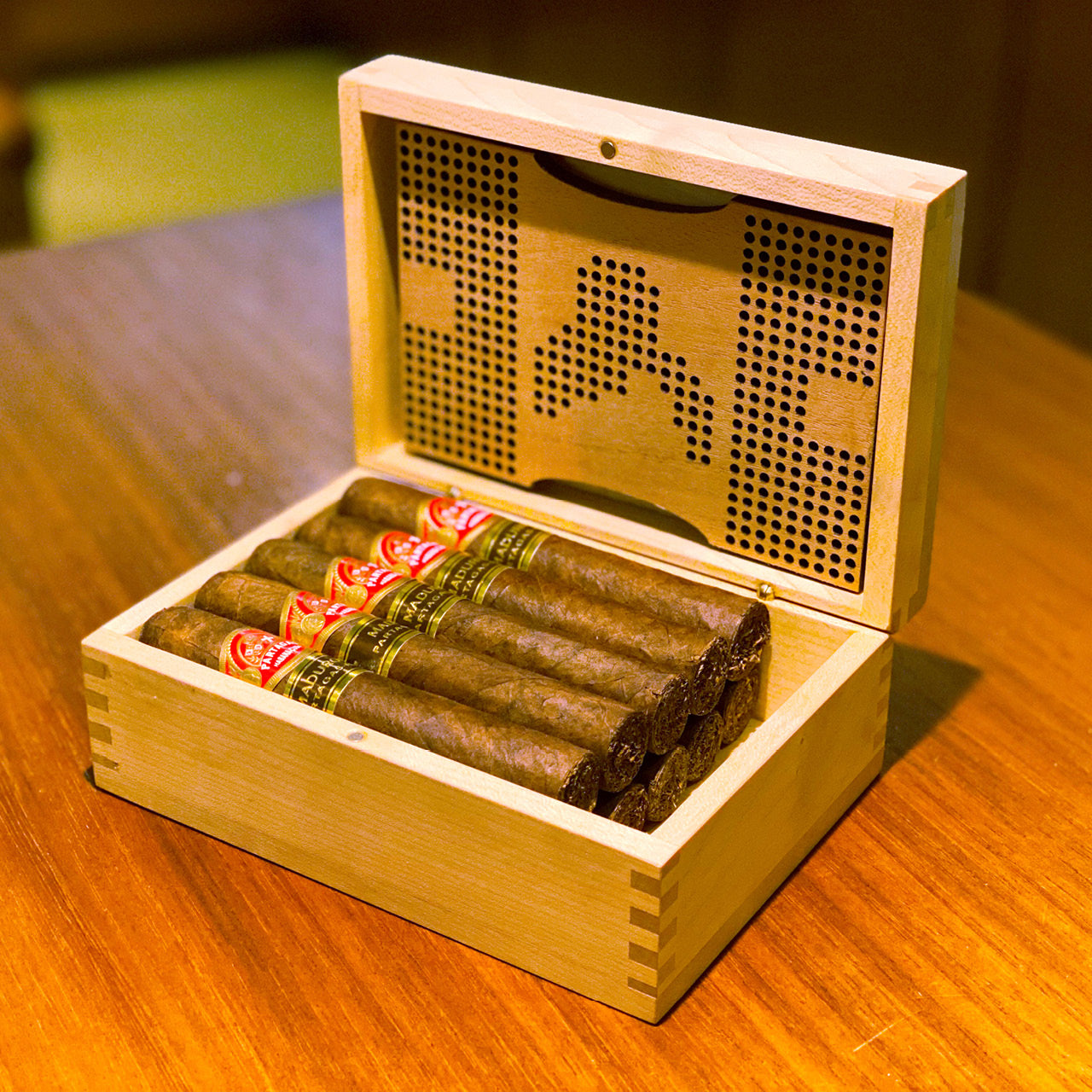 NaniTravelHumi S - Humidor